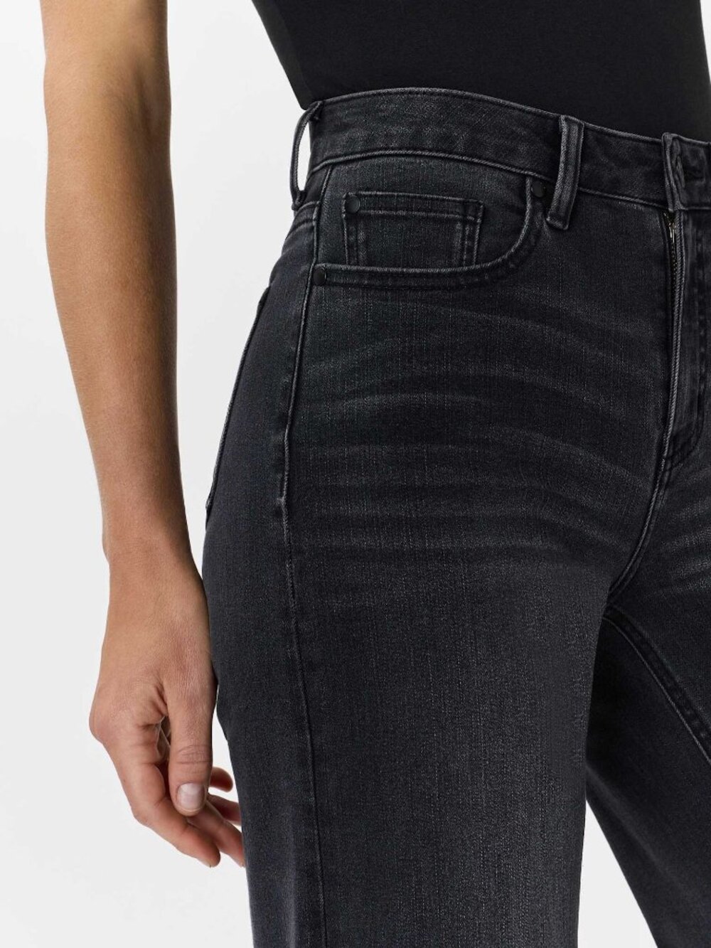 Quince Bella Stretch Wide Leg Jeans in Faded Black - Picture 2 of 9